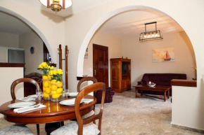 Гостиница Yiouli Holiday Home  Ахарави